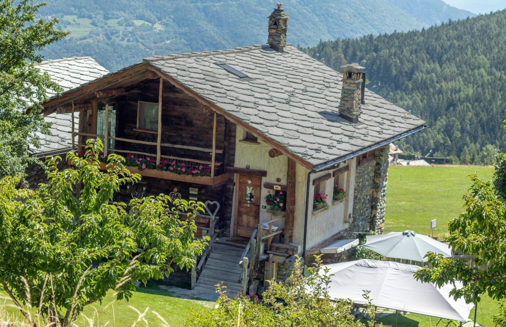 CleMaison Antica Dimora Gignod Exterior foto